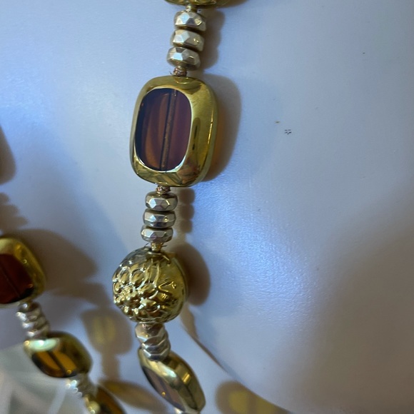 LC Statement Necklace33 in. Gold beads with large square beads - Picture 8 of 8